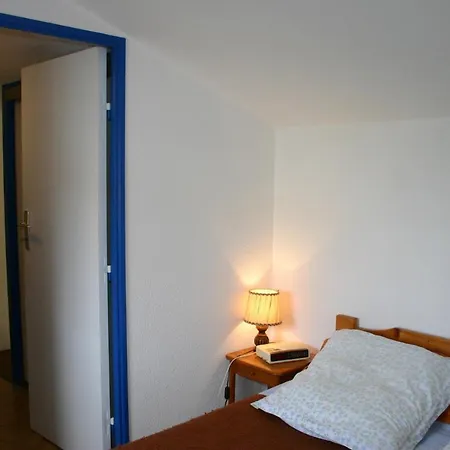 Maison Proche Avec Jardin Et Parking A Sur - Fr-1-22-164 *