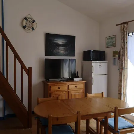 Maison Proche Avec Jardin Et Parking A Sur - Fr-1-22-164 Holiday home *